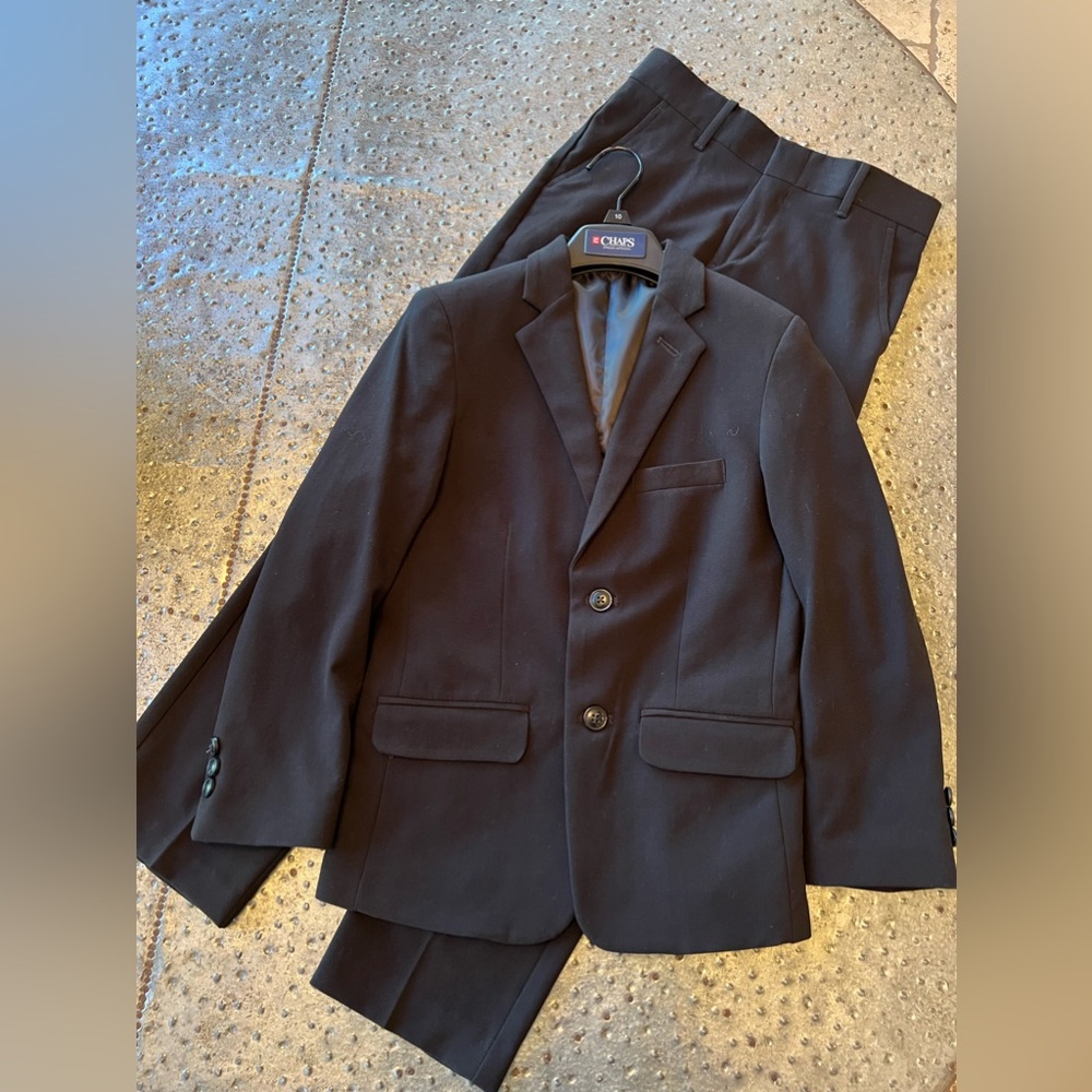 CHAPS Boys 2 Piece Suit